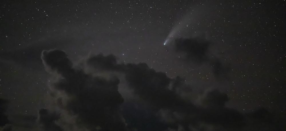 HMAS Stuart was witness to the NEOWISE comet while sailing in the Philippine Sea on the way to the multinational naval exercise RIMPAC 20.