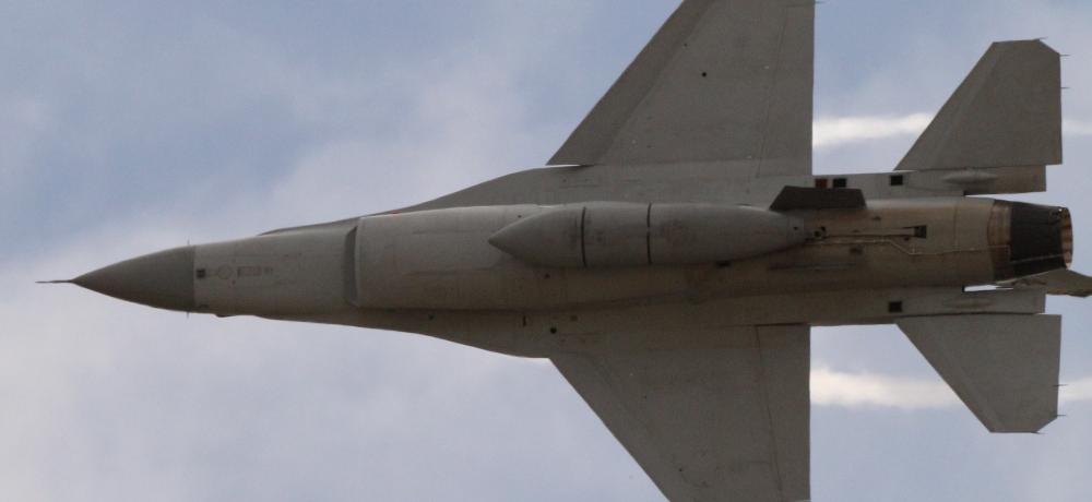F-16 underside