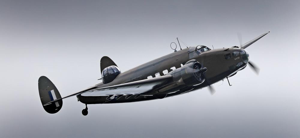 A No. 100 Squadron Lockheed Hudson aircraft performs an aerial handling display over RAAF Base East Sale during No. 32 Squadron's 80th Anniversary celebrations.