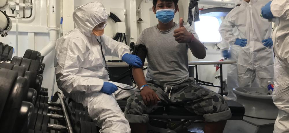 Medical check HMAS ANZAC