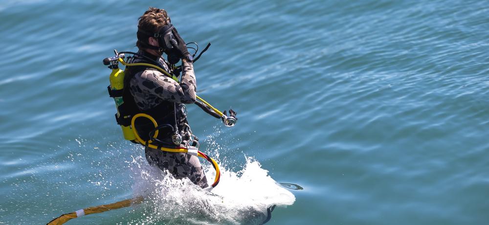 Clearance Dive Team 4 member