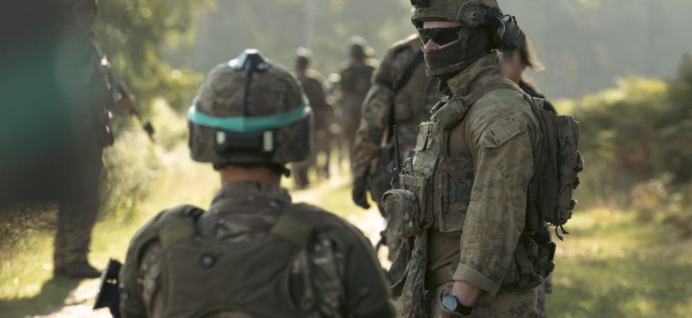 Australian and Ukrainian soldiers. 