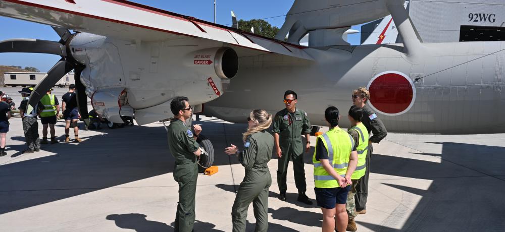 Pitch Black 26,  Japan Self-Defence Force met with Aviators from No 2 Squadron.