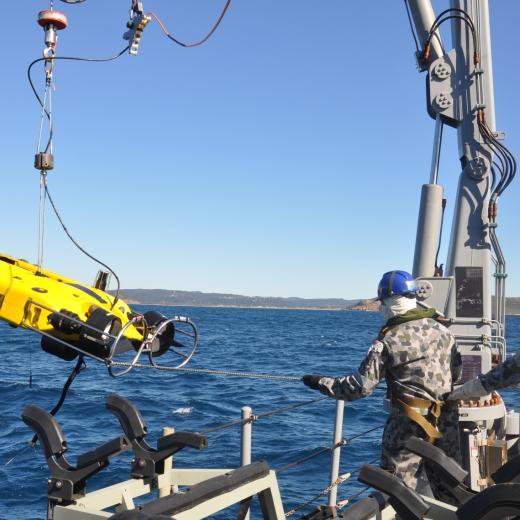 Double Eagle Mine Disposal Vehicle HMAS Gascoyne Exercise OCEAN RAIDER.