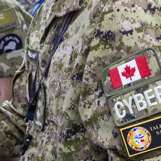 Canadian and New Zealand cyber personnel collaborate in the Cyber Response Cell during Exercise Talisman Sabre 2025 at Gallipoli Barracks, Queensland.