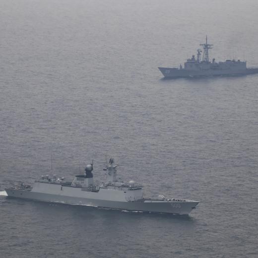 People's Liberation Army - Navy ship Xianning and HMAS Melbourne. 