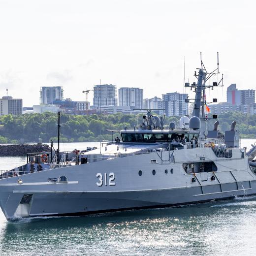 HMAS Cape Solander arrives  in Darwin
